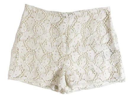 Valentino Women s Lace Floral Shorts White Online now